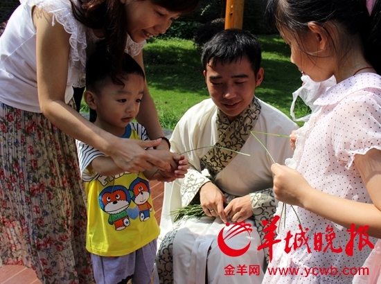 肇庆端午古风:斗百草射五毒装香囊编五色丝